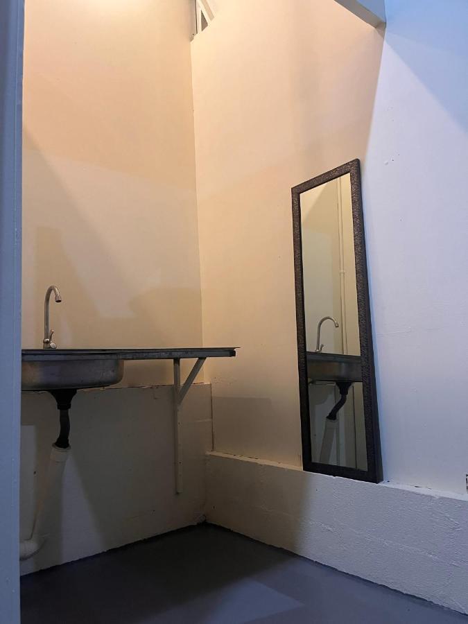 Hostel Tuanis Surf Camp Playa Santa Teresa  エクステリア 写真